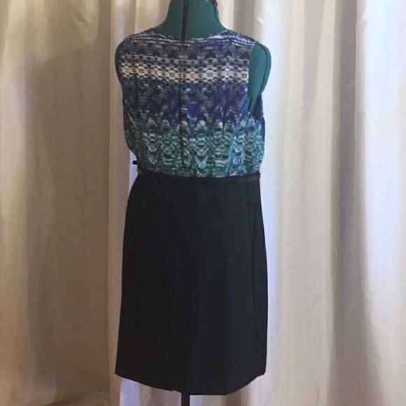 Sleeveless dress in size 14 with multicolored top & black shirt by ALYX DRESS - Picture 9 of 14